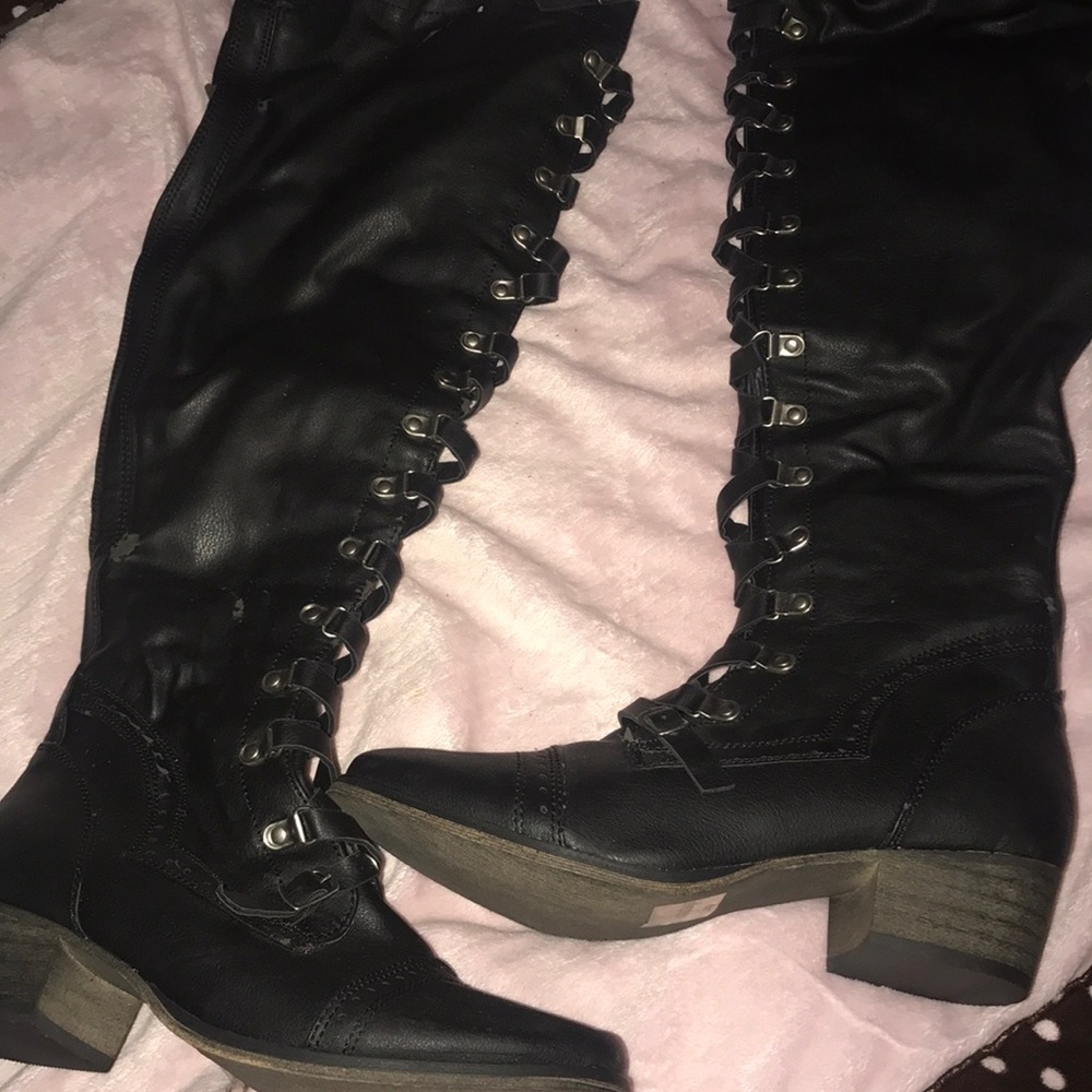 Black knee-high boots